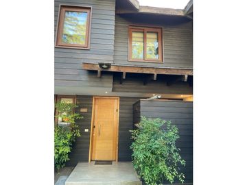 VENTA CASA  VILLARRICA  - TOWNHOUSE /  PARQUE PINARES