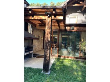 VENTA CASA  VILLARRICA  - TOWNHOUSE /  PARQUE PINARES