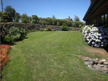 VENTA CASA MODERNA TEMUCO / LOMAS DEL CARMEN