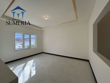 PRECIOSA CASA EN BOSQUES DEL VALLE ll