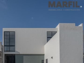 Casa en Venta Punta Norte Colima Recámara Principal Planta Baja con Terraza