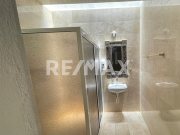 CASA EN VENTA - (3)