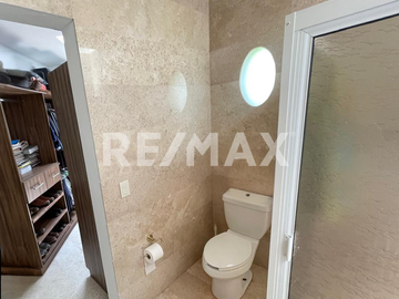CASA EN VENTA - (3)