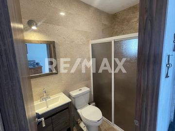 CASA EN VENTA - (3)