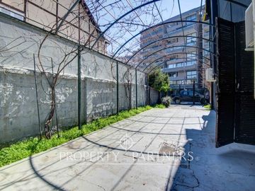 Casa en venta 3D/2B/Avenida Manquehue