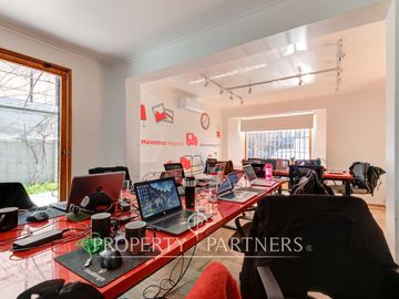 Casa en venta 3D/2B/Avenida Manquehue