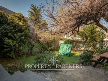 Casa en venta 3D/2B/Avenida Manquehue