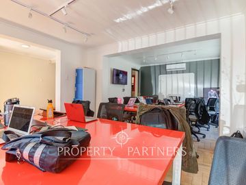 Casa en venta 3D/2B/Avenida Manquehue