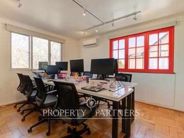 Casa en venta 3D/2B/Avenida Manquehue