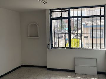 Arriendo/Venta de CASA COMERCIAL en PEREIRA