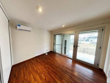 La Rufina casa en venta central