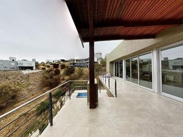 La Rufina casa en venta central