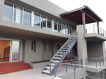 La Rufina casa en venta central