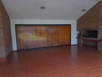 Casa en venta, Oportunidad, potencial comercial Granja de Funes, Zona norte, Córdoba