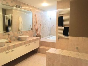 Casa (uso comercial) en venta, Cerro de las  Rosas. En pleno Tejeda, Zona norte