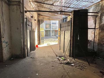 Galpón en  Abasto