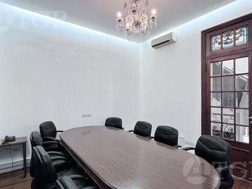 Venta Casa 6 ambientes con parrilla en Constitución