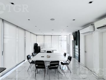 Venta Casa 6 ambientes con parrilla en Constitución