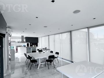 Venta Casa 6 ambientes con parrilla en Constitución