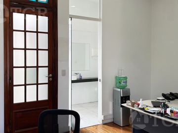 Venta Casa 6 ambientes con parrilla en Constitución