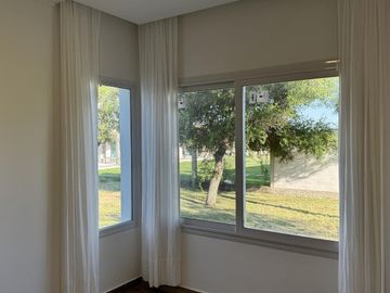 Casa en Colón Entre Ríos a Estrenar