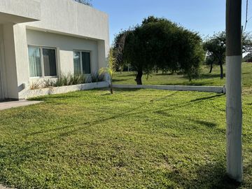 Casa en Colón Entre Ríos a Estrenar