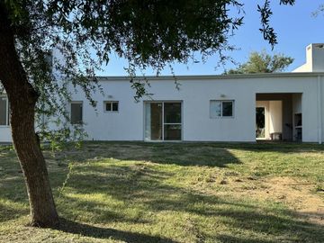 Casa en Colón Entre Ríos a Estrenar