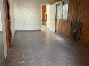 Casa en venta - 3 Dormitorios 2 Baños - Local - 370Mts2  San Vicente