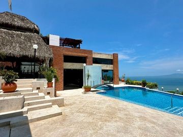 Casa Samo