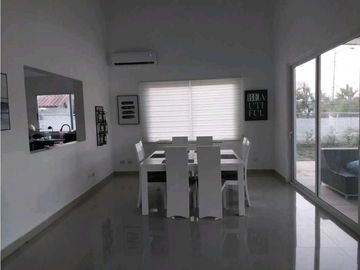 VENTA DE CASA EN PLAYA MALIBU LAKES NUEVA GORGONA