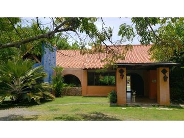 VENTA DE CASA EN PLAYA CORONADO, ES UNA GANGA!!