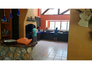 VENTA DE CASA EN PLAYA CORONADO, ES UNA GANGA!!