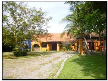 VENTA DE CASA EN PLAYA CORONADO, ES UNA GANGA!!