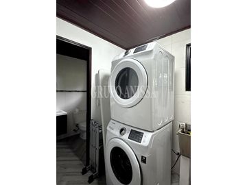 Se Vende Hermosa Casa en Zona Alta, Altos del Maria