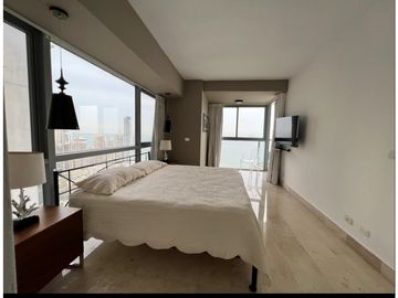 Se Vende Apto de 156m2 en Yoo Tower, Avenida Balboa