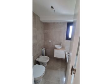 PISO DE 95 mts2 STROBEL y LA COSTA