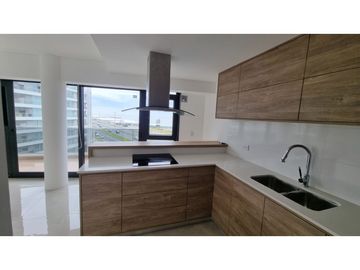 PISO DE 95 mts2 STROBEL y LA COSTA