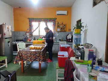 Casa con Departamento en venta en Quilmes Oeste