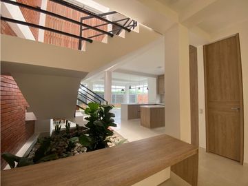 Se vende Casa en Condominio en Las Mercedes, Jamundí C-JD