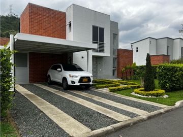 SE VENDE CASA CONDOMINIO CAMPESTRE PRADERAS DE VERDE HORIZONTE - C-EI
