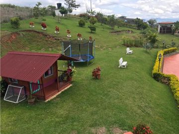 SE VENDE PERMUTA  CASA CAMPESTRE EN EL CARMEN C-AG 6749501