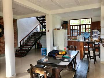 SE VENDE PERMUTA  CASA CAMPESTRE EN EL CARMEN C-AG 6749501