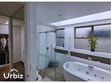 Venta de Apartamento de 225m con vista panoramica del norte de Bogota