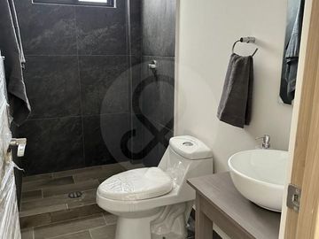 Eje Central Departamento en venta en Portales Norte