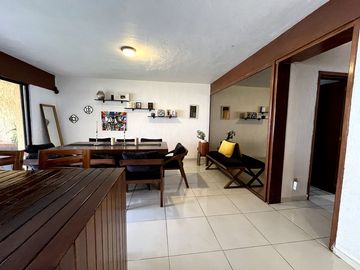 Casa en Villa Universitaria Colinas con Alberca