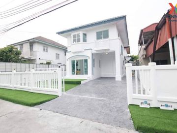FOR SELL house Sirene House Bangna ARL-Ban Thap Chang CX-102951