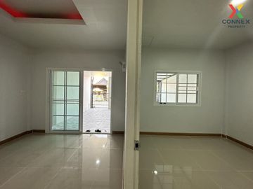 FOR SELL townhouse Baan Wanwadee Sansuk BTS-Wongwian Yai CX-103353