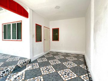 FOR SELL townhouse Baan Pornthisan 5 BTS-Asok CX-102622