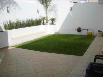 Increíble Casa en Cumbres 6 Sector D