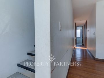 Casa en venta 4D/4B/Avenida Manquehue